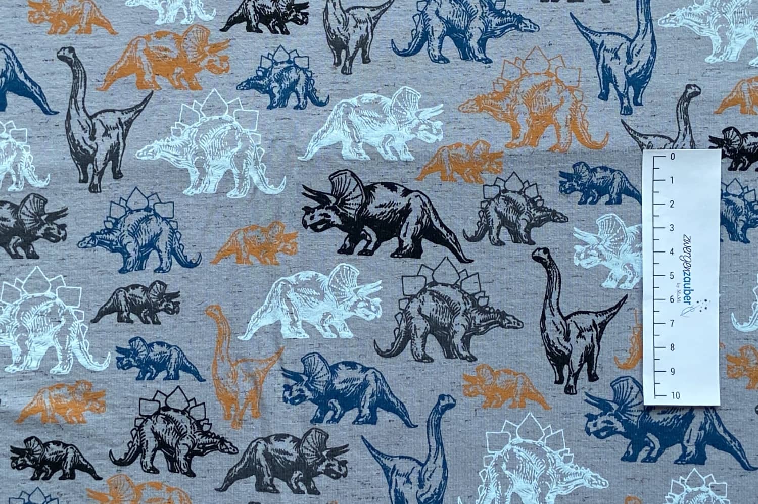 Dinos Grau Dinos Grau
