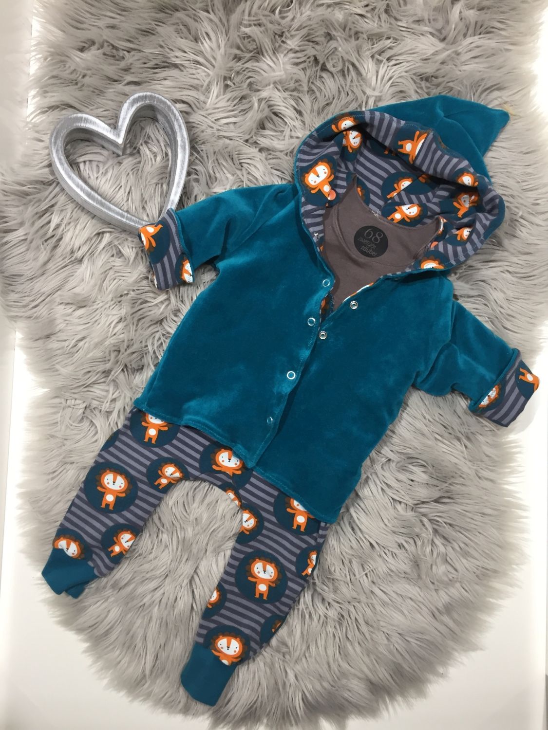 Set: Strampler und Wendejacke Set: Strampler und Wendejacke